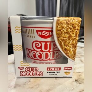 New! Nissin Cup Noodles Plastic Bowl 🥣 and Spoon 🥄 Ramen Bundle